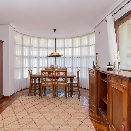 Prázdninový dům Preciosa Y Amplia Casa Con Piscina